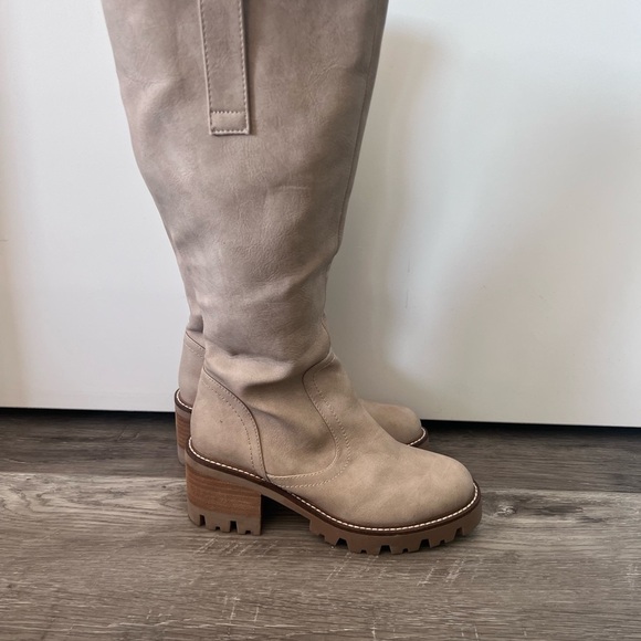 Dolce Vita Boots - Picture 4 of 4